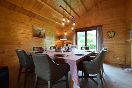 Happy Wood Chalet, Magnifique Chalet à Durbuy avec Jardin - Photo 9