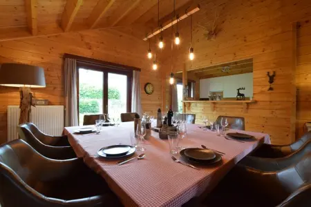 Happy Wood Chalet, Magnifique Chalet à Durbuy avec Jardin - Photo 10