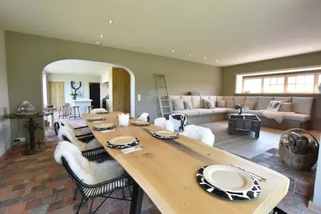 Gisèle, Belle maison de vacances avec terrasse et jardin - Photo 2
