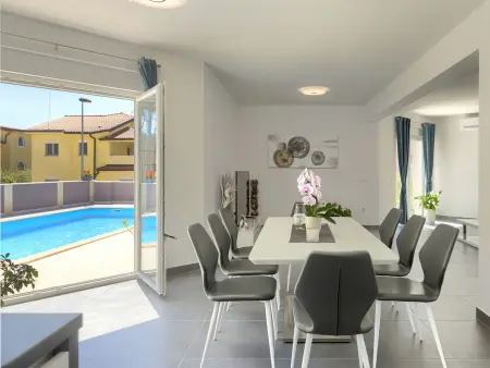 Villa Gocci, Maison 8 personnes à Umag - Photo 1
