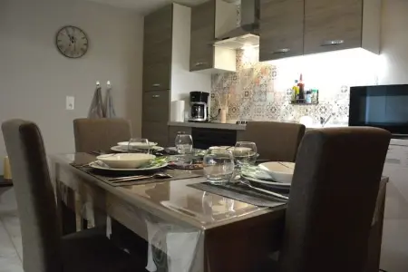 Le Refuge du Poète, Appartement Terrasse, Trois-Ponts - Photo 10