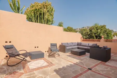 Villa avec vue magnifique, piscine privée, terrasses et beau jardin spacieux - Photo 23