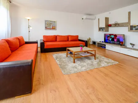 Madera, Maison 6 personnes à Dugo Selo - Photo 4