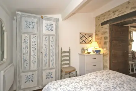 Repos, Charme provençal avec piscine - Photo 8