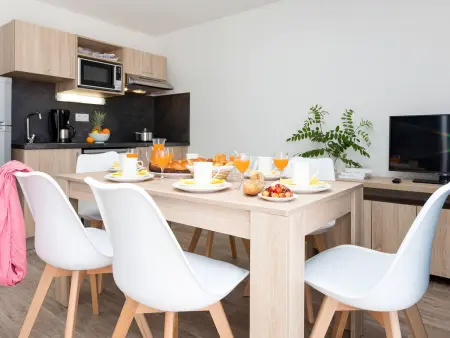 Odalys Dom.des Pins 3P Duplex 6-7 Pers, Appartement 7 personnes à Ile de Noirmoutier - Photo 4