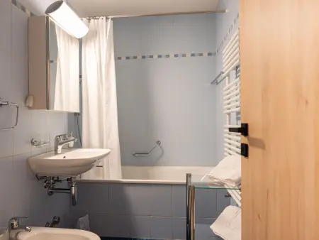 Chesa Derby 27, Appartement 4 personnes à St. Moritz - Photo 21