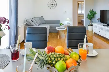 Vila za odmor Željko, Villa à Debeljak avec Piscine Privée - Photo 8