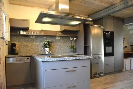 Au Bord de la Rivière, Villa de groupe avec sauna - Photo 8