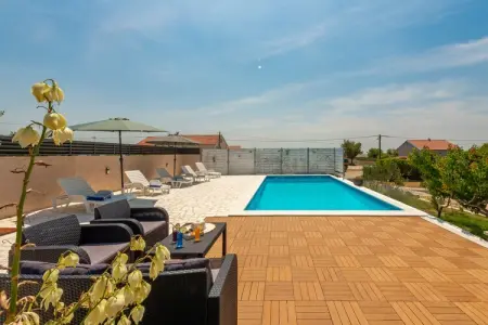 Holiday home MAJA 3, Maison à Lisicic avec Piscine - Photo 9
