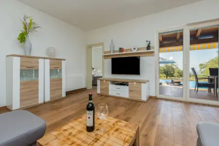 Villa Laura An, Villa à Deklici avec Piscine et Vue sur Mer - Photo 4