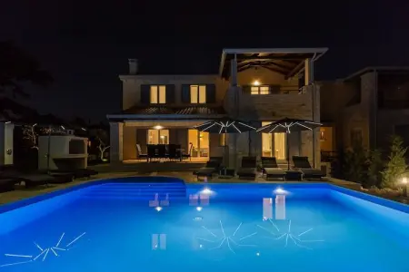 Villa Laura An, Villa à Deklici avec Piscine et Vue sur Mer - Photo 5