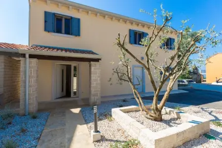 Villa Laura An, Villa à Deklici avec Piscine et Vue sur Mer - Photo 6
