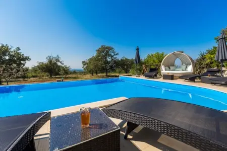 Villa Laura An, Villa à Deklici avec Piscine et Vue sur Mer - Photo 7