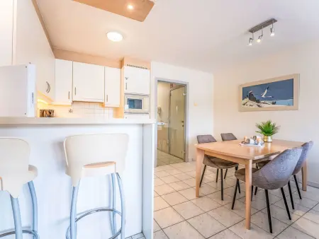Helvetia with parking, Appartement 4 personnes à Bredene - Photo 2