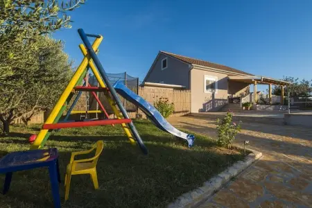 Holiday home Boca, Maison près de Zadar avec piscine privée - Photo 22