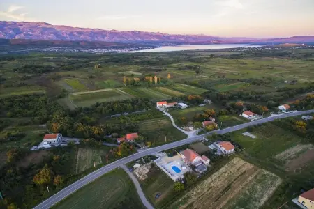 Holiday home Boca, Maison près de Zadar avec piscine privée - Photo 25