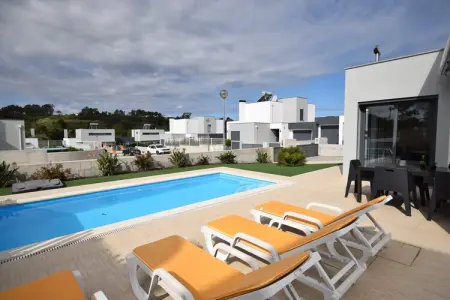 Vila Coruja, Villa Familiale avec Terrasse et Piscine - Photo 4
