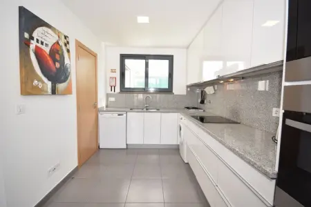 Vila Coruja, Villa Familiale avec Terrasse et Piscine - Photo 13