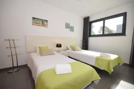 Vila Coruja, Villa Familiale avec Terrasse et Piscine - Photo 15