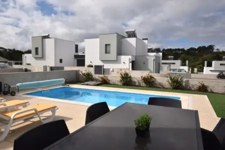 Vila Coruja, Villa Familiale avec Terrasse et Piscine - Photo 24