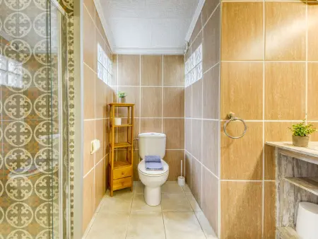 Maison Chaviocoto, constituée de 2 appartements, proche du centre d’Empuriabrava - Photo 13