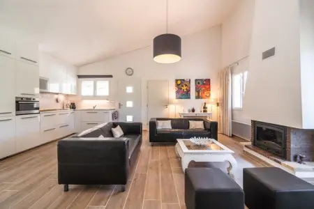 Aux Arbres Verts, Villa à Pouzols avec piscine et vignobles - Photo 1