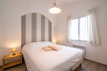 Aux Arbres Verts, Villa à Pouzols avec piscine et vignobles - Photo 4
