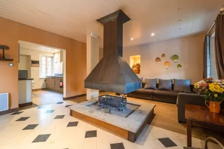 Le Garric, Maison en Pierre St Denis avec Piscine & Vue - Photo 9