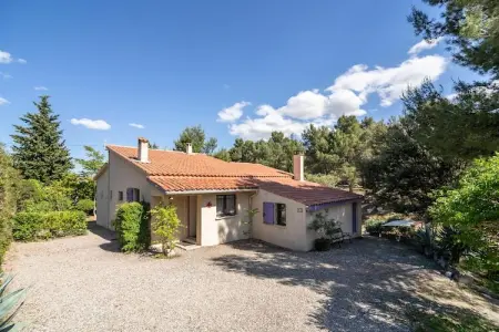 Villa Les Ecureuils, Villa à Pouzols avec piscine privée - Photo 1