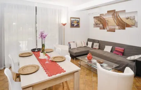 Maison 12 personnes à Salazac - Photo 1