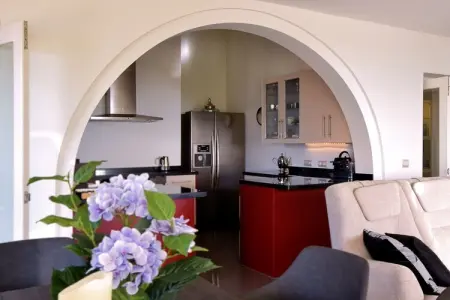 Casa El Cuadrado, Villa ensoleillée avec eaux bleues - Photo 13