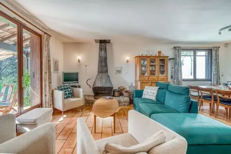 La Tinasse, Villa avec jardin et maison d'hôtes - Photo 1