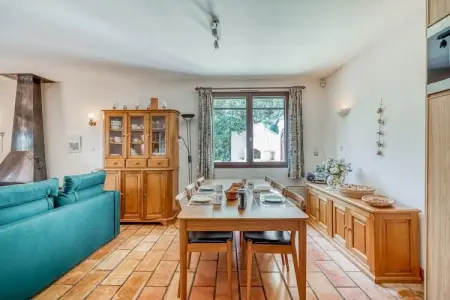 La Tinasse, Villa avec jardin et maison d'hôtes - Photo 5