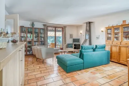 La Tinasse, Villa avec jardin et maison d'hôtes - Photo 29