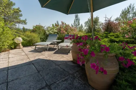 La Tinasse, Villa avec jardin et maison d'hôtes - Photo 39