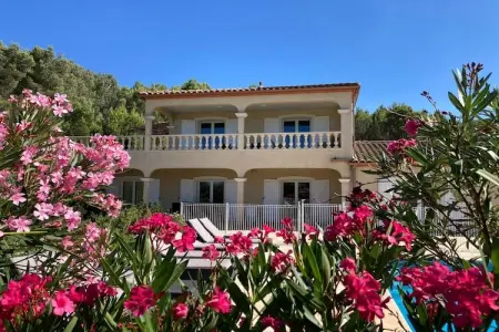 Chateau Henry, Villa Bliss dans le vignoble - Photo 26