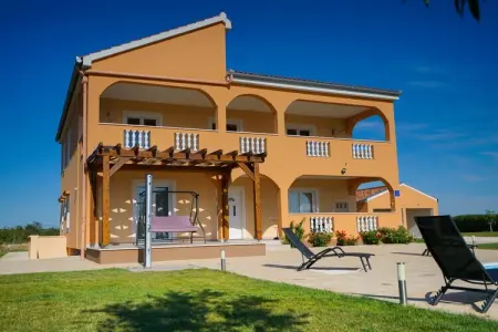 Holiday home Branko, Maison à Prkos avec Piscine Privée - Photo 1