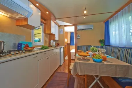 Baia Domizia Villaggio Camping E2, Chalet de plage + piscine et véranda - Photo 1