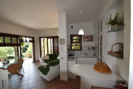 Casa Susanna, Chalet près du Lac Majeur avec Jardin - Photo 4