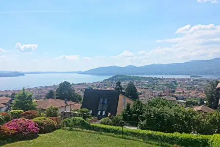 Casa Susanna, Chalet près du Lac Majeur avec Jardin - Photo 15