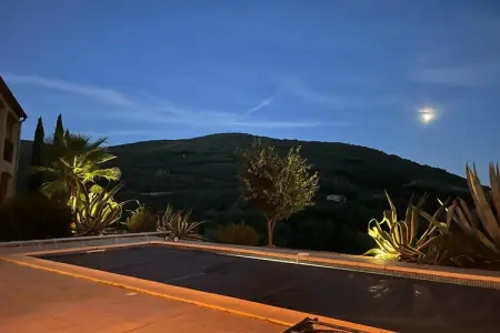 Au Cœur du Soleil, Villa Roquebrun avec piscine - Photo 27