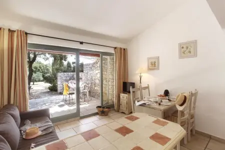 La Bastide des Chênes 1, Maisonette à Gordes au charme provençal - Photo 15