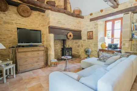 Maison Mayrac, Escapade au bord de la piscine en Dordogne - Photo 2