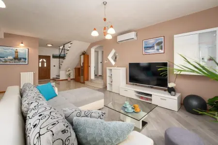 Villa Dani, Splendide Villa à Vižinada avec sauna - Photo 1