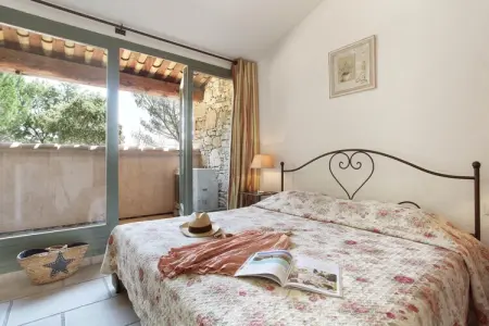 La Bastide des Chênes 2, Maisonette à Gordes près des collines - Photo 1