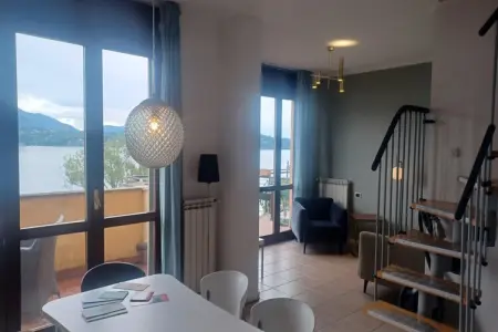 Verdelago Quattordici, Maison au bord du Lac Majeur avec piscine - Photo 2