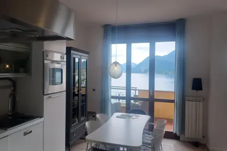 Verdelago Quattordici, Maison au bord du Lac Majeur avec piscine - Photo 8