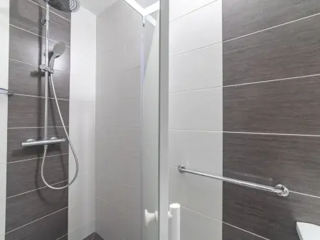 Les Roses Lauriers, Appartement 4 personnes à Le Lavandou - Photo 13