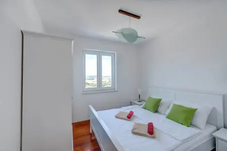 Apartment Kosirina, Appartement à Murter avec vue sur mer - Photo 2