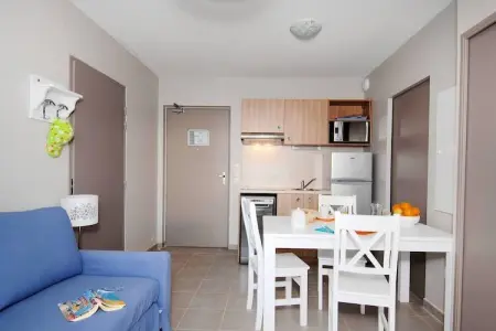 Residence Les Océanides 1, Retraite ensoleillée avec piscine - Photo 2